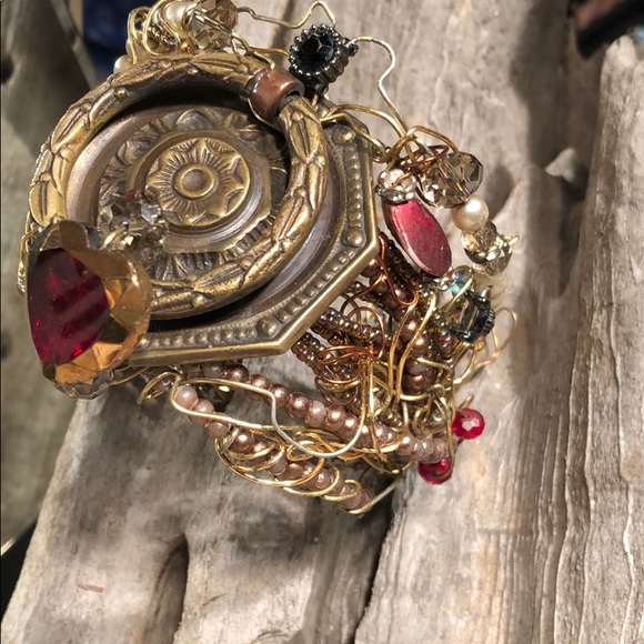 Pirates cuff from Pirates of the Caribbean 4 - Picture 3 of 4